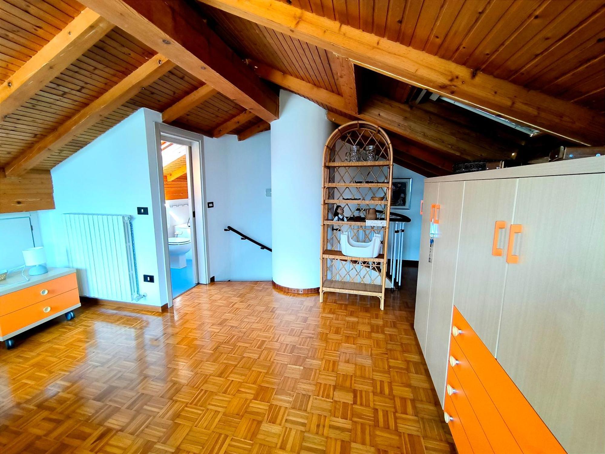 La Meridiana Sul Lago Abbadia Lariana Room photo